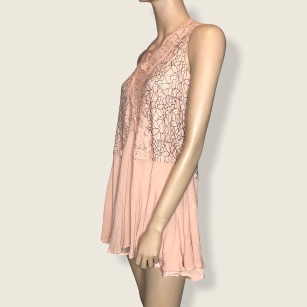 Ina Small Oversize Pink Lace Mini Summer Dress - Picture 2 of 7